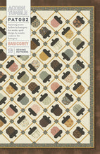 Load image into Gallery viewer, PAT082 - Acorn Tumble - PDF Pattern