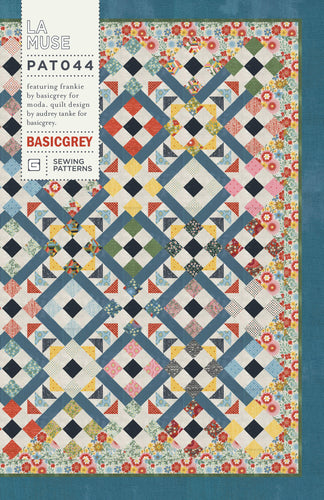 La Muse charm pack quilt by Audrey Tanke for BasicGrey. Fabric is Frankie by BasicGrey for Moda Fabrics.